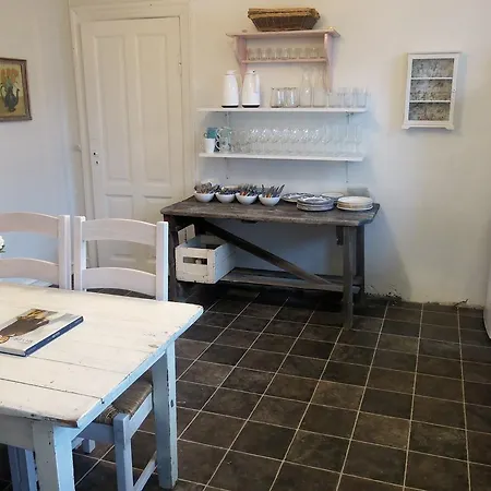 Bed & Breakfast Miklagaard Tisvildeleje